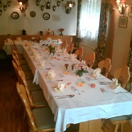 Landgasthaus Gemsennest פלדברג