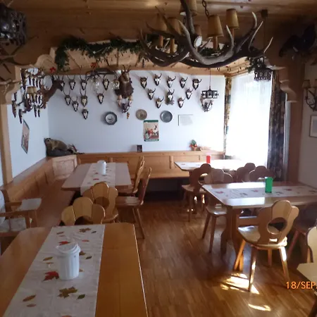 בית הארחה Landgasthaus Gemsennest 3*