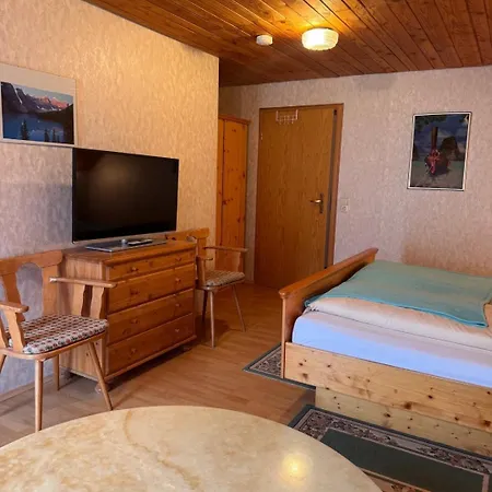 Pensjonat Landgasthaus Gemsennest 3*